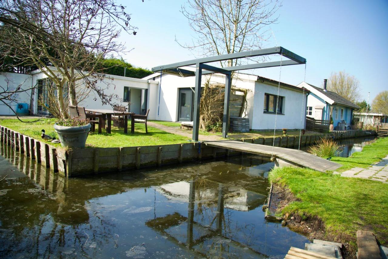 Bungalow Haarlem Amsterdam With Jacuzzi Vijfhuizen ภายนอก รูปภาพ